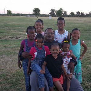 Meet your Posher, Elliott